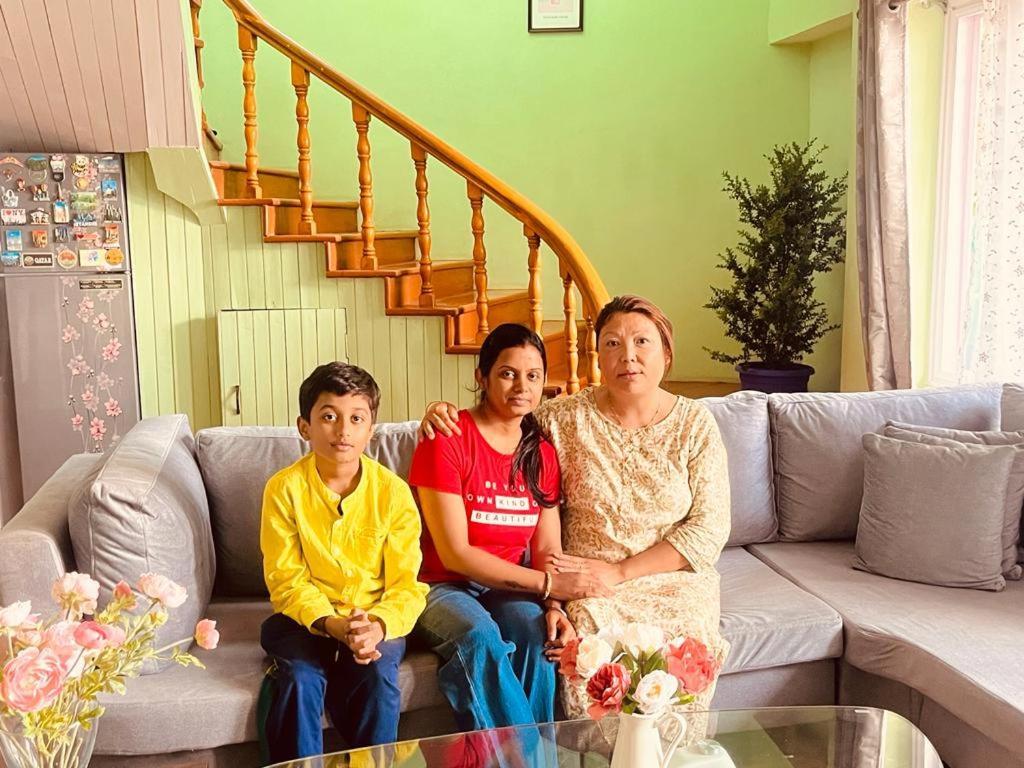 Dew Drops Guest House Darjeeling  Buitenkant foto