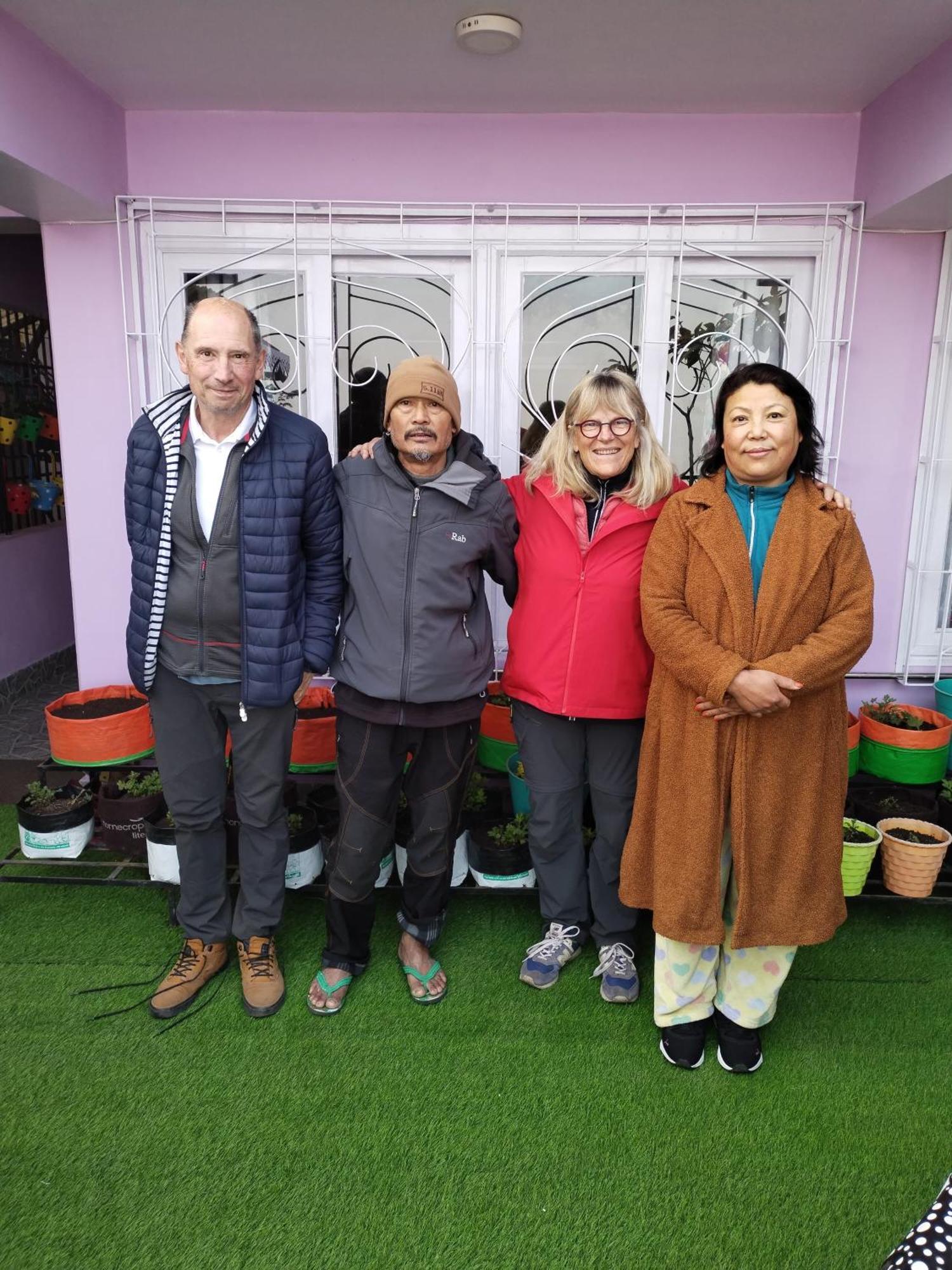 Dew Drops Guest House Darjeeling  Buitenkant foto