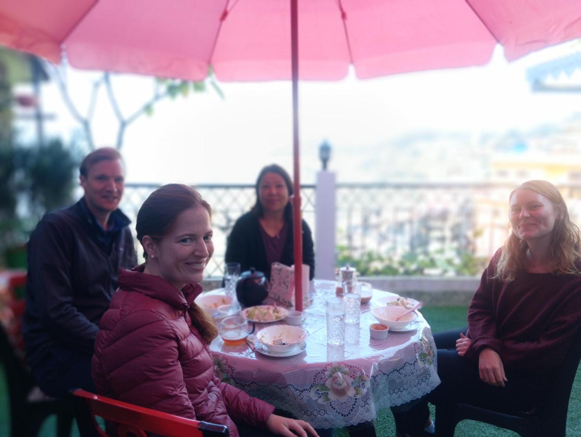Dew Drops Guest House Darjeeling  Buitenkant foto