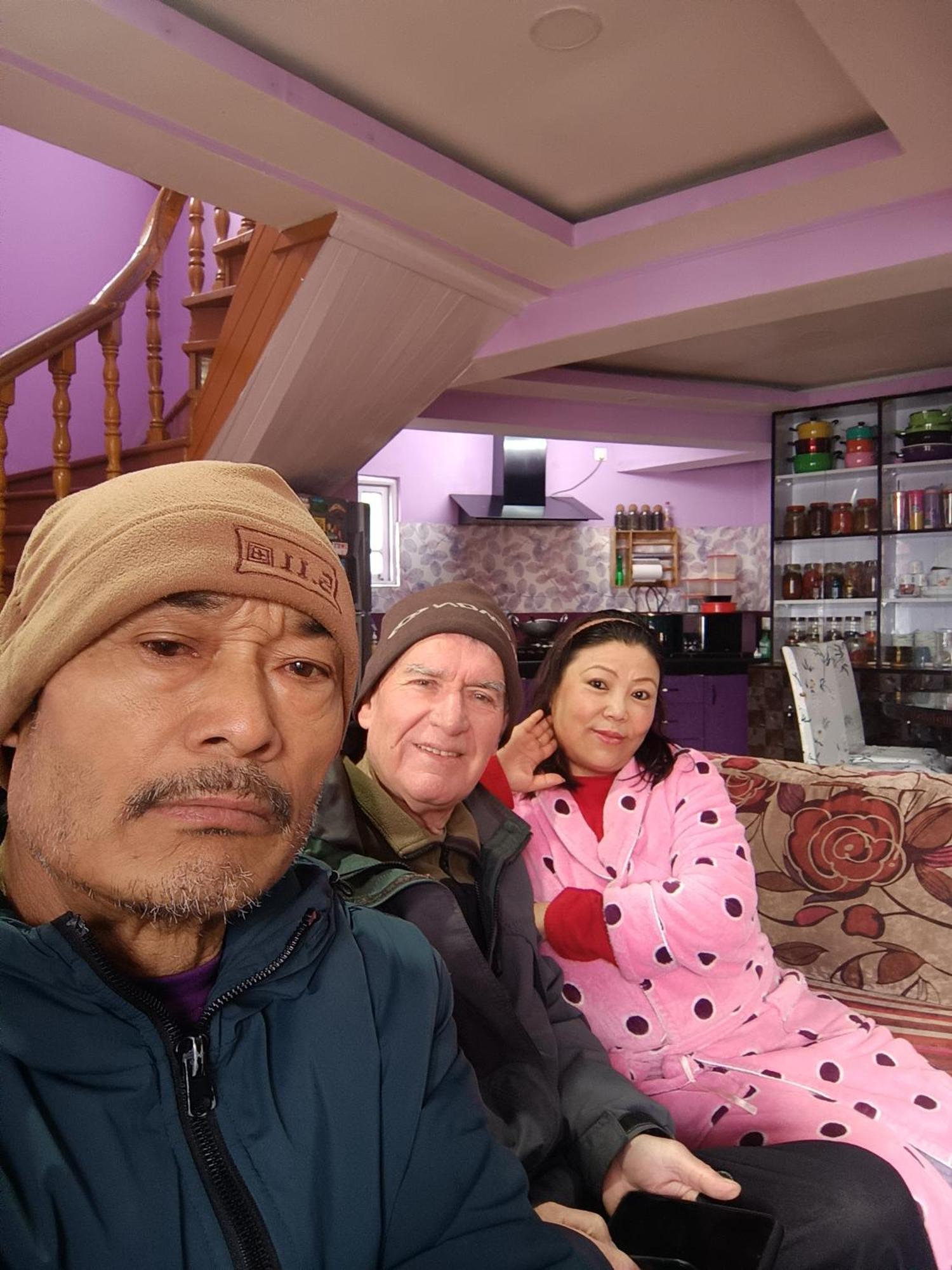 Dew Drops Guest House Darjeeling  Buitenkant foto